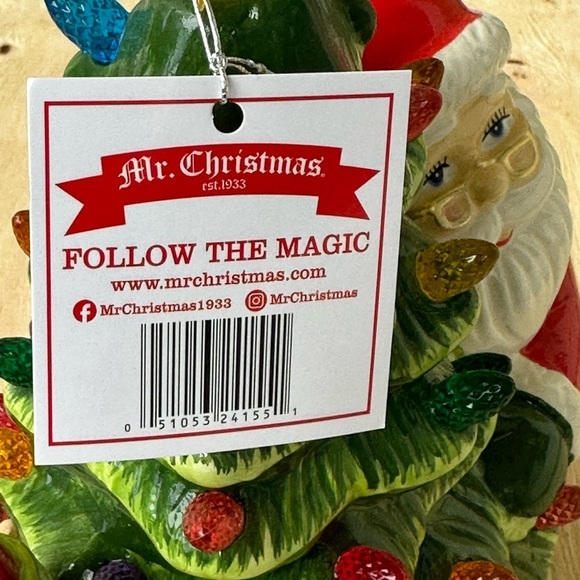 Mr. Christmas
10” Santa & elf Nostalgic Ceramic led lighted Tree NWT - Picture 15 of 15